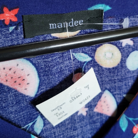 Mansee fruit blouse NWT - Picture 5 of 10